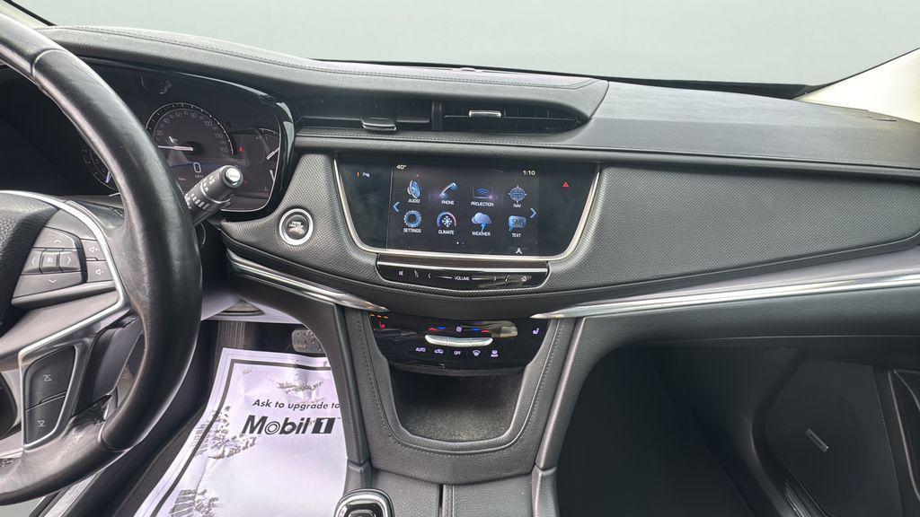 used 2017 Cadillac XT5 car, priced at $17,995