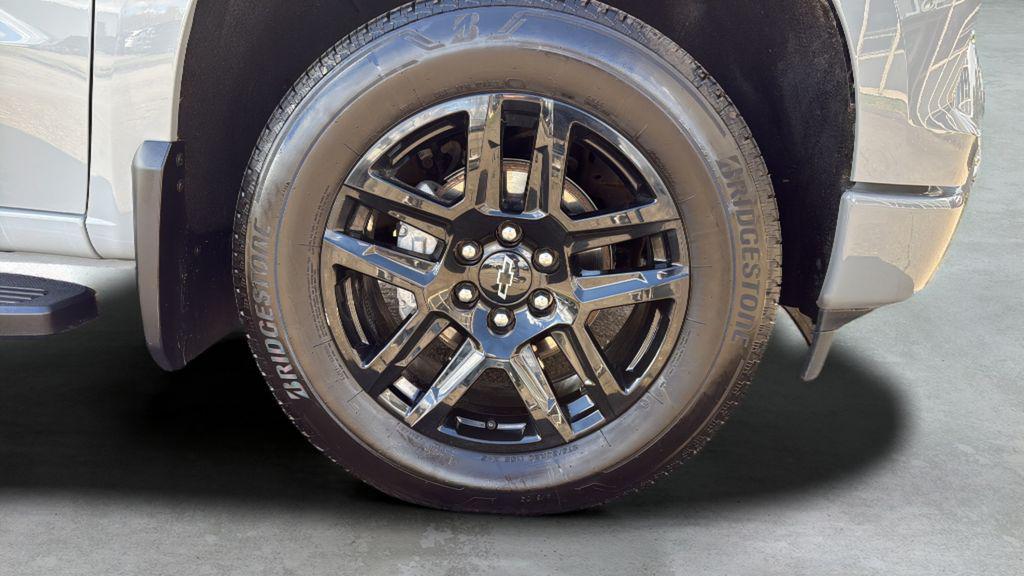 used 2024 Chevrolet Silverado 1500 car, priced at $50,185