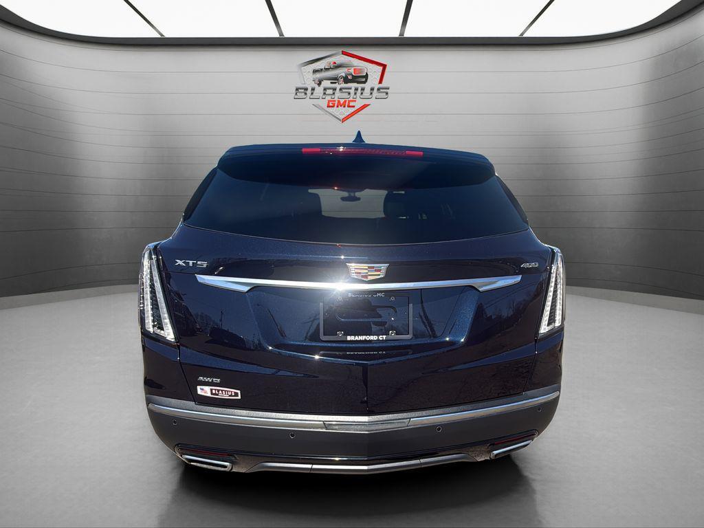 used 2021 Cadillac XT5 car, priced at $27,985