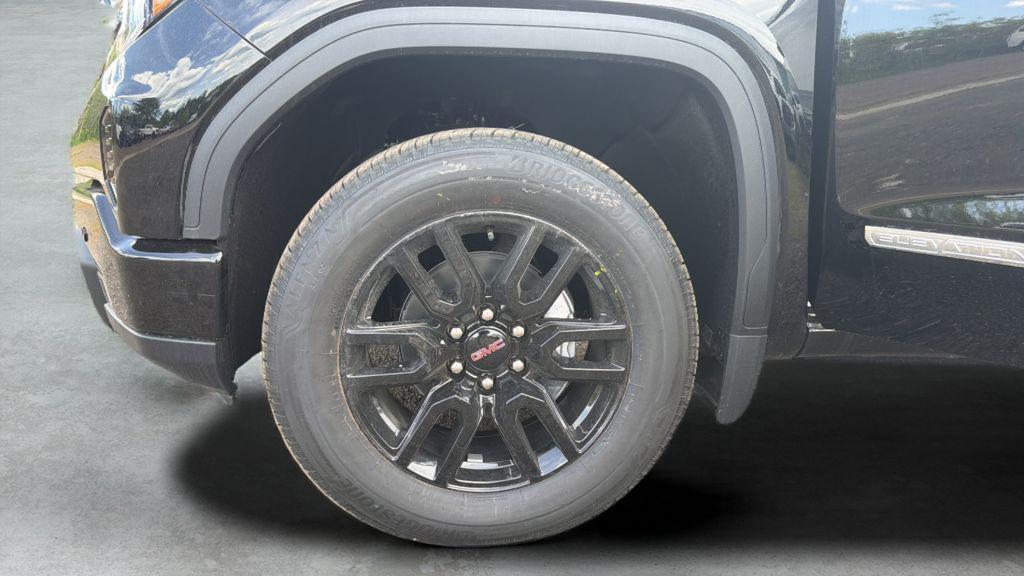 new 2026 GMC Sierra 1500 car, priced at $59,037