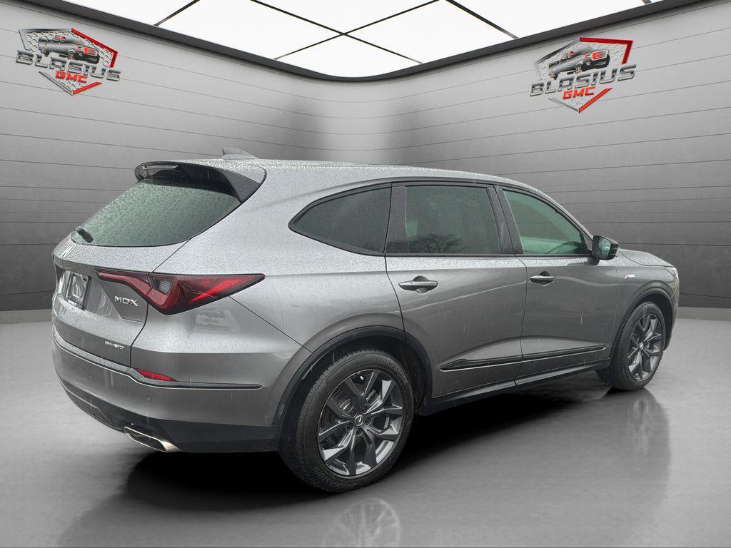 used 2023 Acura MDX car, priced at $38,901