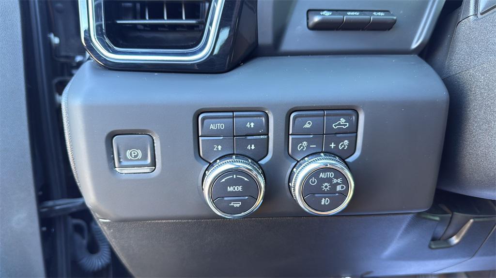 used 2024 GMC Sierra 2500 car, priced at $75,990