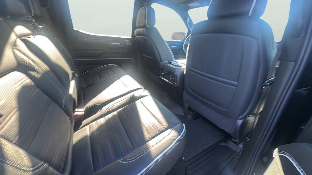 new 2026 GMC Sierra 1500 car, priced at $75,335