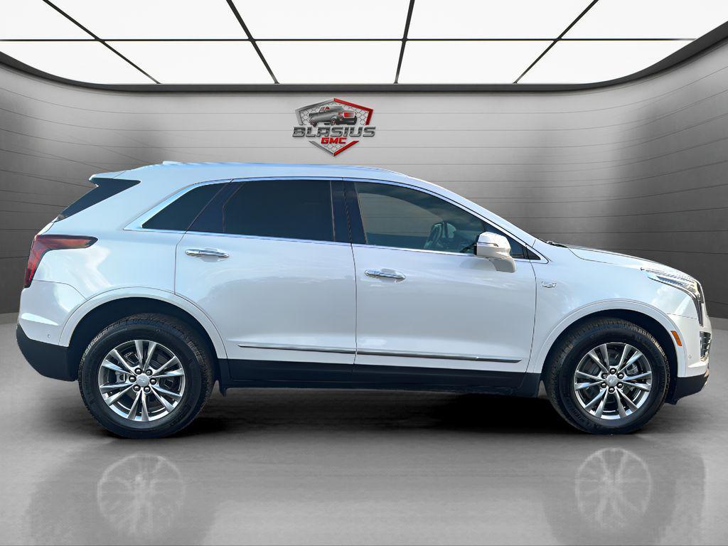used 2022 Cadillac XT5 car, priced at $27,910