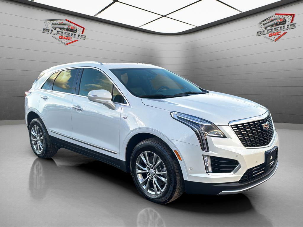 used 2022 Cadillac XT5 car, priced at $27,910