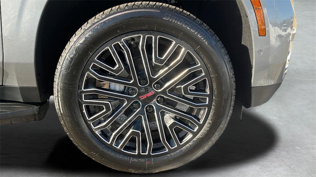 new 2026 GMC Yukon XL car, priced at $85,170