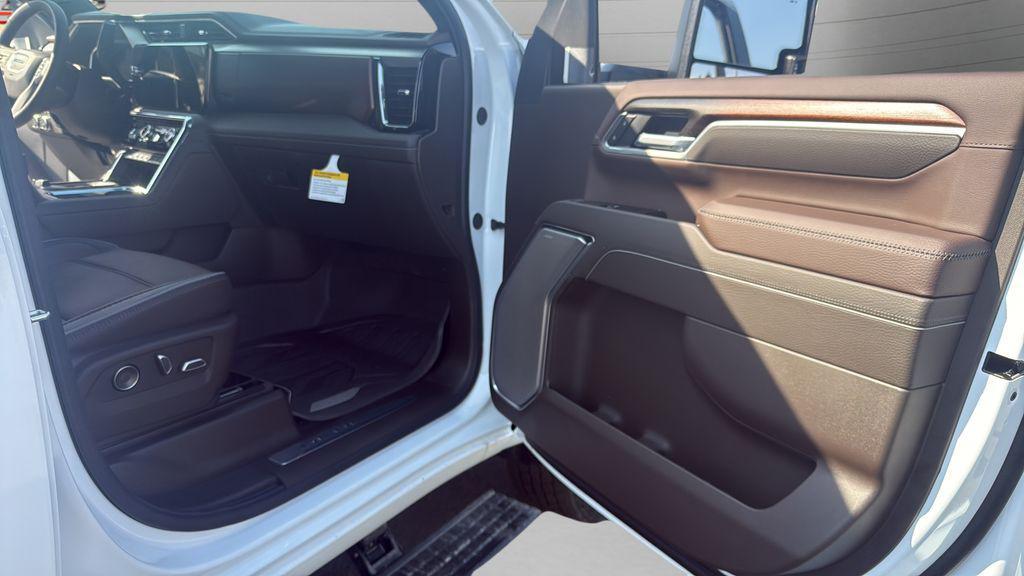 new 2026 GMC Sierra 2500 car, priced at $88,085