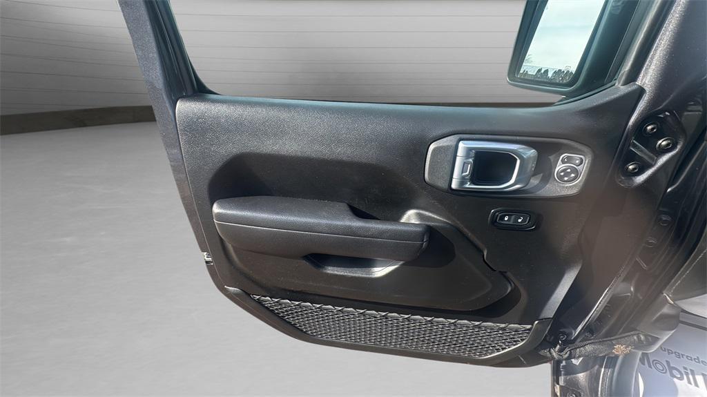 used 2024 Jeep Wrangler 4xe car, priced at $25,999