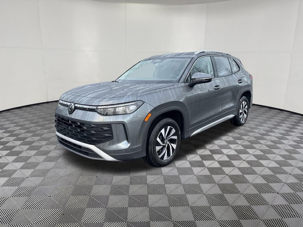 new 2026 Volkswagen Tiguan car, priced at $32,075