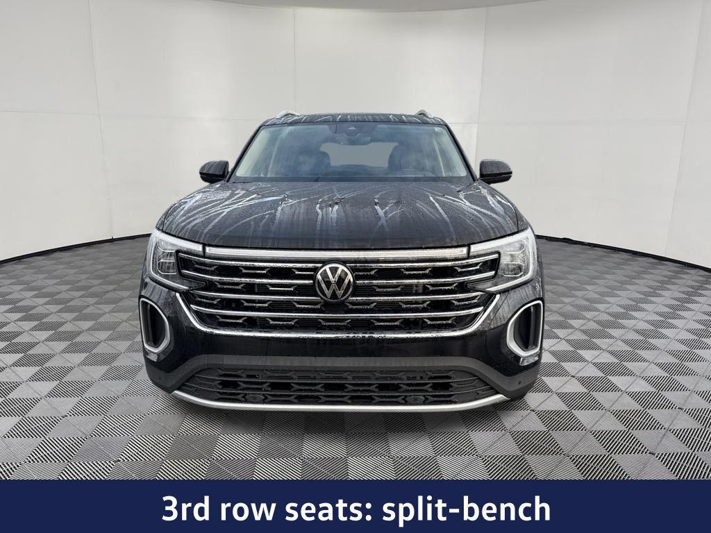 new 2026 Volkswagen Atlas car, priced at $48,221
