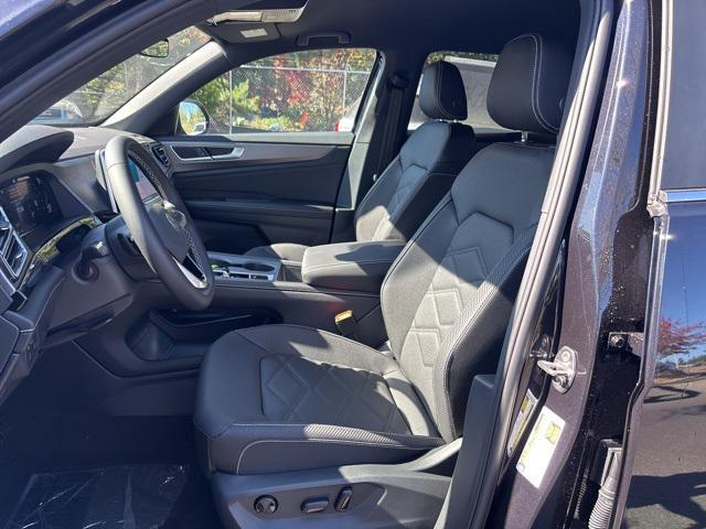 new 2026 Volkswagen Atlas Cross Sport car, priced at $38,093