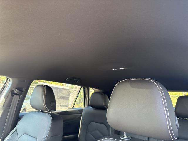 new 2026 Volkswagen Atlas Cross Sport car, priced at $38,093