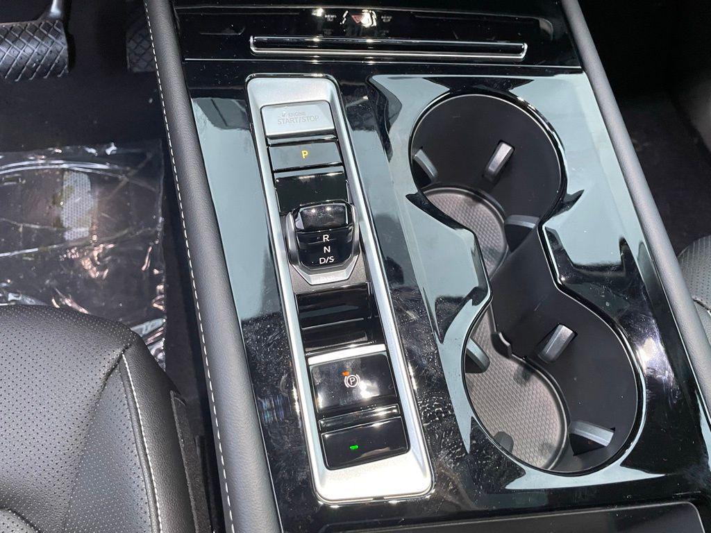 new 2026 Volkswagen Atlas car, priced at $45,154