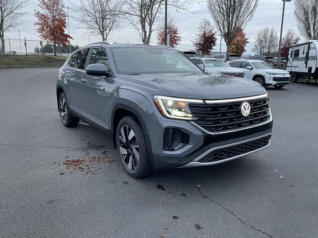new 2026 Volkswagen Atlas Cross Sport car, priced at $46,613
