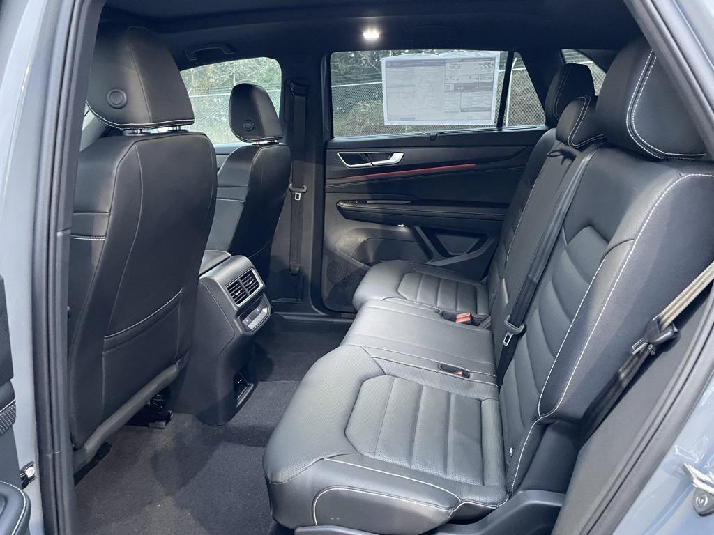 new 2026 Volkswagen Atlas Cross Sport car, priced at $46,613