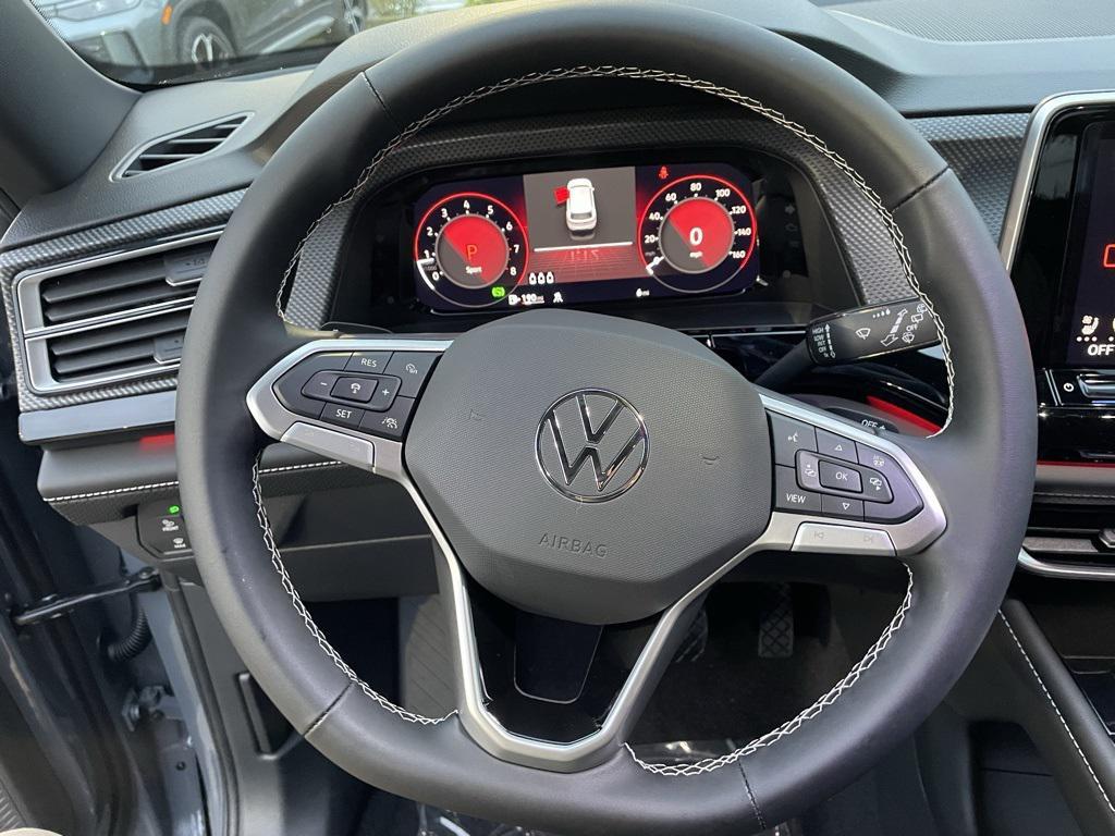 new 2026 Volkswagen Atlas Cross Sport car, priced at $46,613