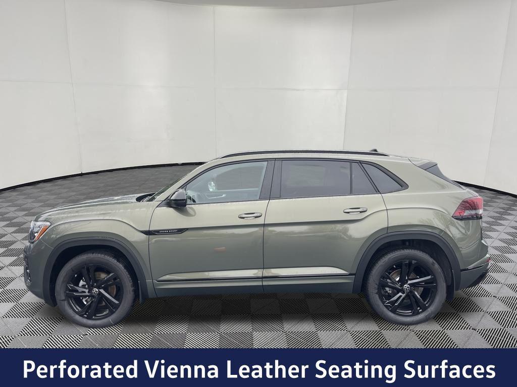 new 2026 Volkswagen Atlas Cross Sport car, priced at $48,535