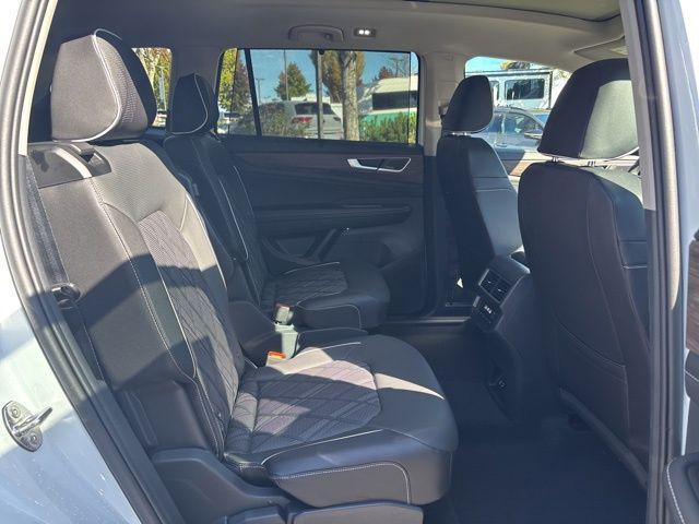 new 2026 Volkswagen Atlas car, priced at $53,320