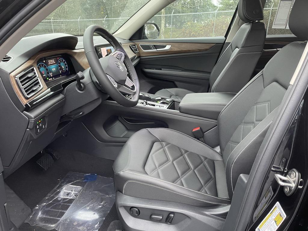 new 2026 Volkswagen Atlas car, priced at $44,570