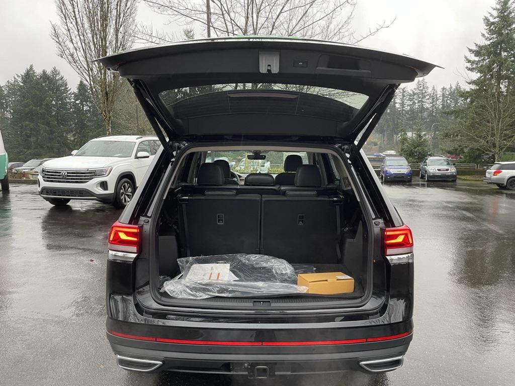 new 2026 Volkswagen Atlas car, priced at $44,570