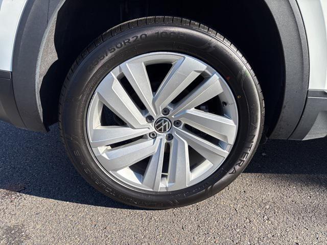 used 2022 Volkswagen Atlas Cross Sport car, priced at $24,500