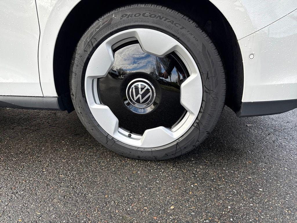 new 2025 Volkswagen ID. Buzz car, priced at $54,748