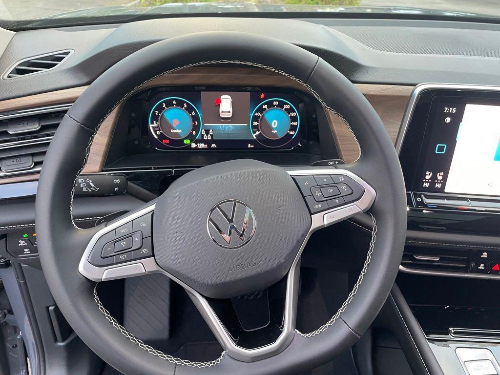 new 2026 Volkswagen Atlas car, priced at $45,605