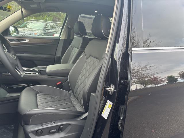 new 2026 Volkswagen Atlas car, priced at $52,285