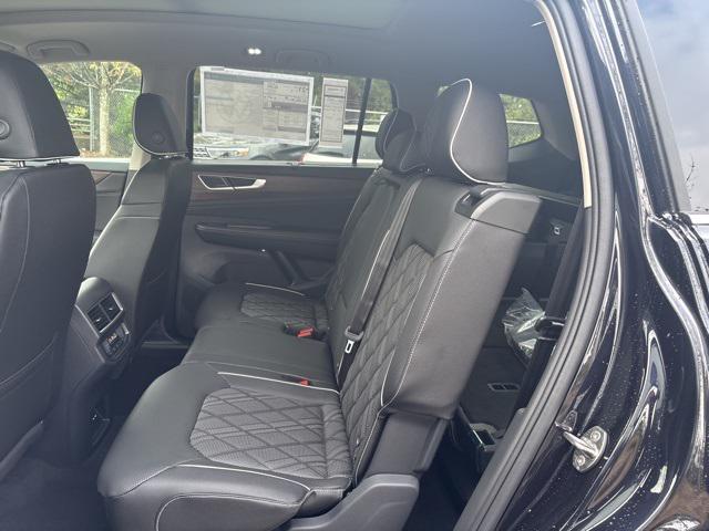 new 2026 Volkswagen Atlas car, priced at $52,285