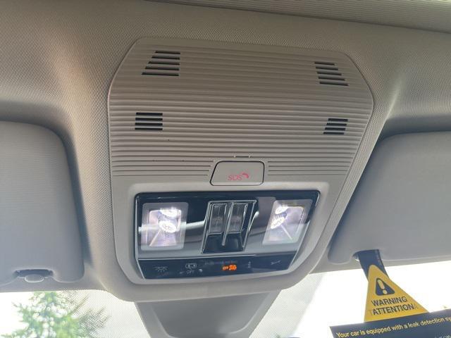 new 2026 Volkswagen Atlas car, priced at $52,285