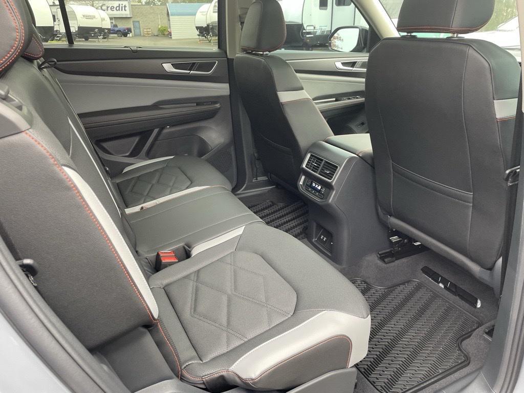 new 2026 Volkswagen Atlas car, priced at $45,864