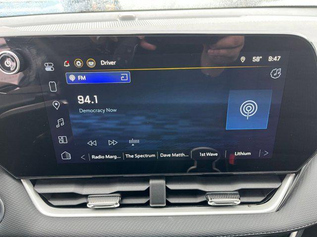 used 2025 Chevrolet Equinox car, priced at $25,461