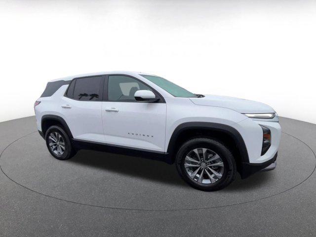used 2025 Chevrolet Equinox car, priced at $25,461