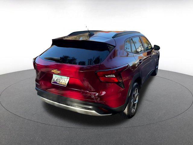 used 2025 Chevrolet Trax car, priced at $19,519