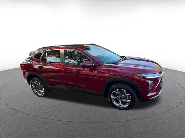 used 2025 Chevrolet Trax car, priced at $19,519