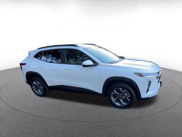 used 2025 Chevrolet Trax car, priced at $19,710