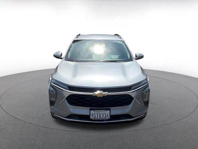used 2025 Chevrolet Trax car, priced at $19,149