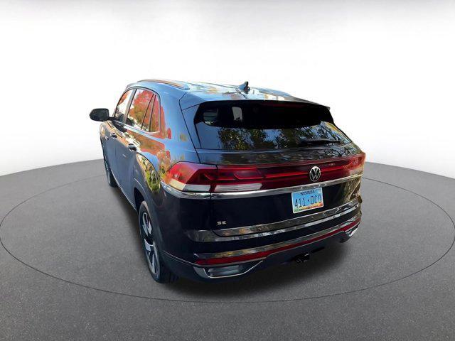 used 2025 Volkswagen Atlas Cross Sport car, priced at $30,787
