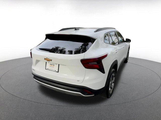used 2025 Chevrolet Trax car, priced at $19,389