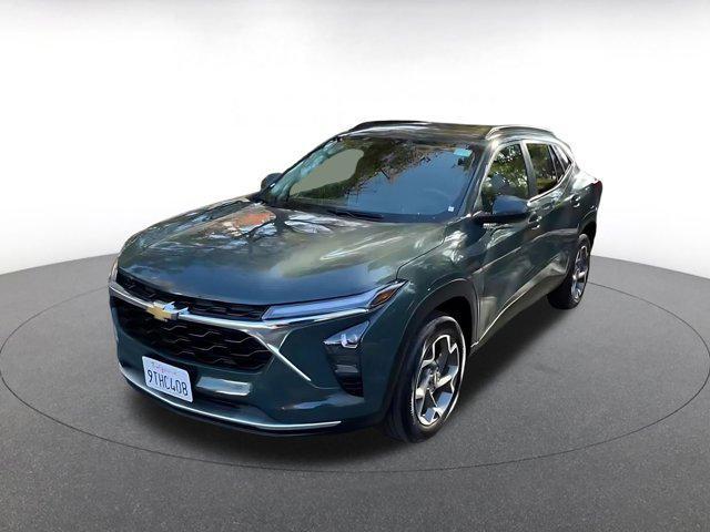 used 2025 Chevrolet Trax car, priced at $19,684