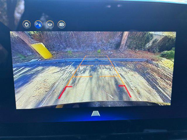 used 2025 Chevrolet Equinox car, priced at $24,800