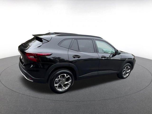 used 2025 Chevrolet Trax car, priced at $19,867