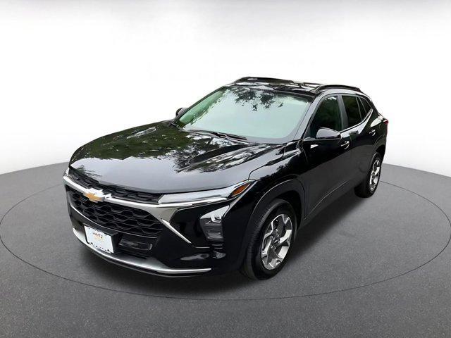 used 2025 Chevrolet Trax car, priced at $19,867