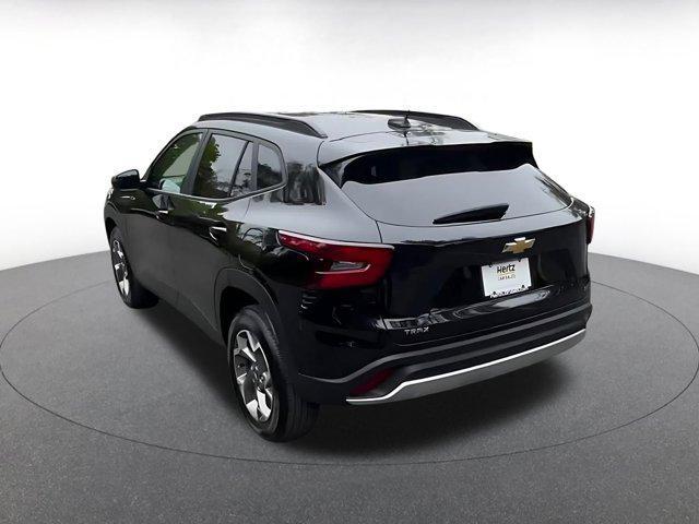 used 2025 Chevrolet Trax car, priced at $19,867