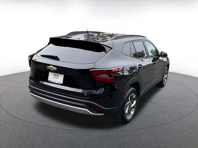 used 2025 Chevrolet Trax car, priced at $19,867