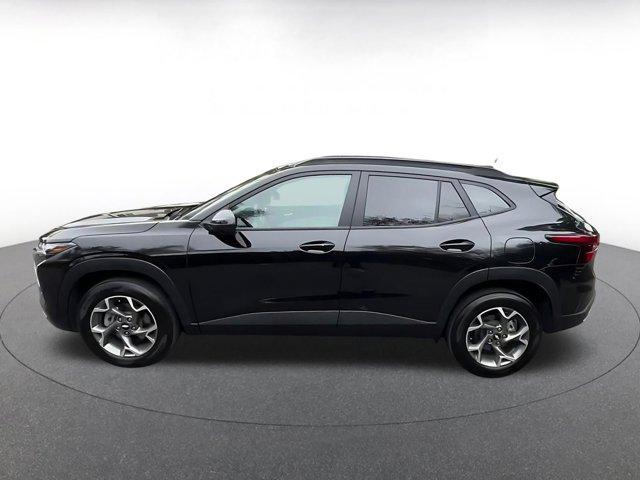 used 2025 Chevrolet Trax car, priced at $19,867