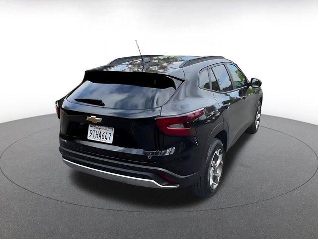 used 2025 Chevrolet Trax car, priced at $19,990