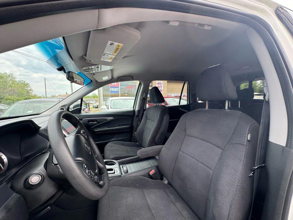 White Diamond Pearl 2018 Honda Pilot EX