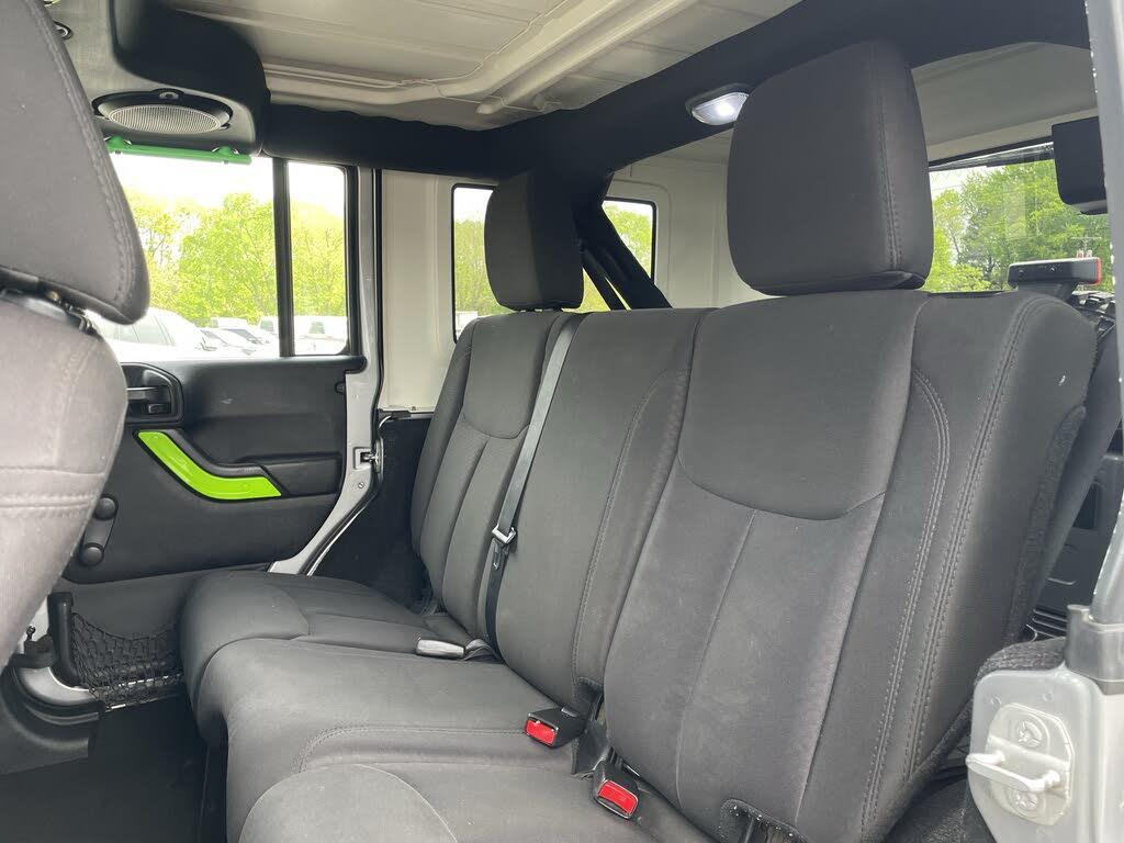 used 2014 Jeep Wrangler Unlimited car, priced at $10,995