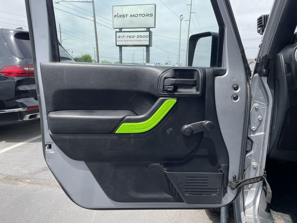 used 2014 Jeep Wrangler Unlimited car, priced at $10,995